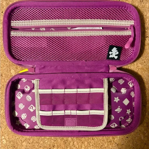 Mario Nintendo switch case - Picture 2 of 2